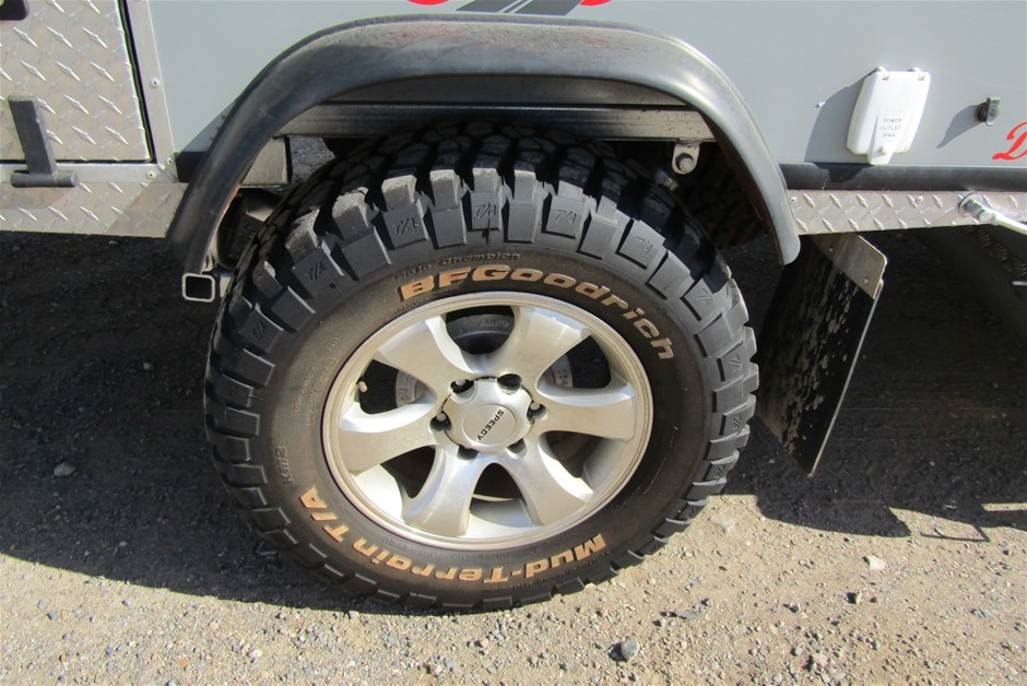 18K Gold-Filled Cross & Flower Necklace with Simulated Diamonds - 60.9cm