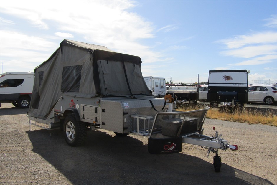 Yellow Gold 4.30 ct Natural Emerald & 0.30 ct Diamond Ring  with Valuation