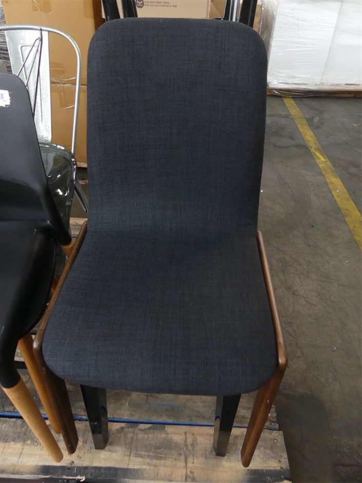 Approx 37 Ct of Loose Boulder Opal Chips (Coober Peby) In glass disp/bottle