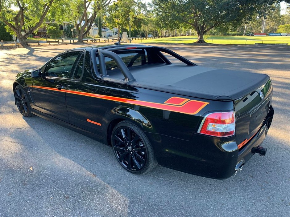 The NEW XC Ford Cobra Colour ``SILVER STUNNER`` 43mm COIN