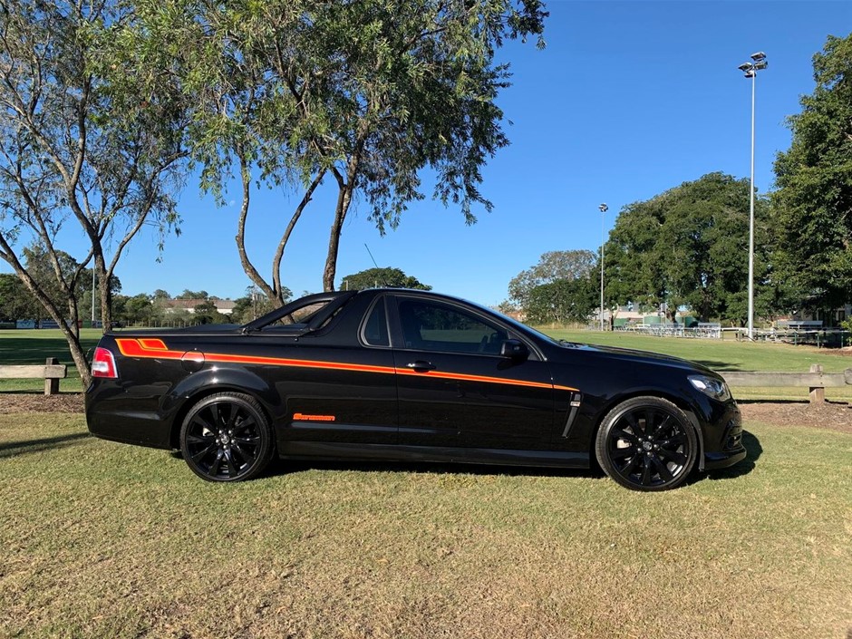 Global Trade Unit 1 Gram (Approx) 999 Pure Silver Coin w/ Certificate