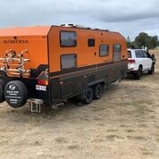 6mm Light Green Flower Jade Gemstones Crystal Beaded Bracelet