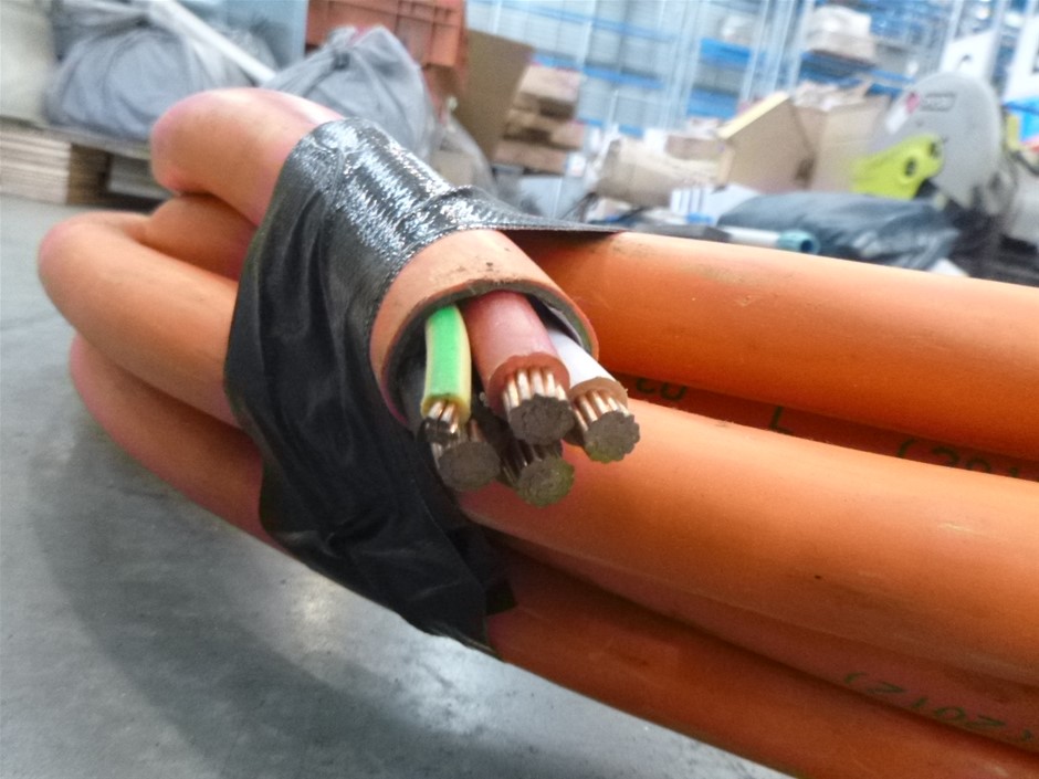 "NED KELLY" Set Of 3 x 1oz Ingots & D/Box 999 Silver