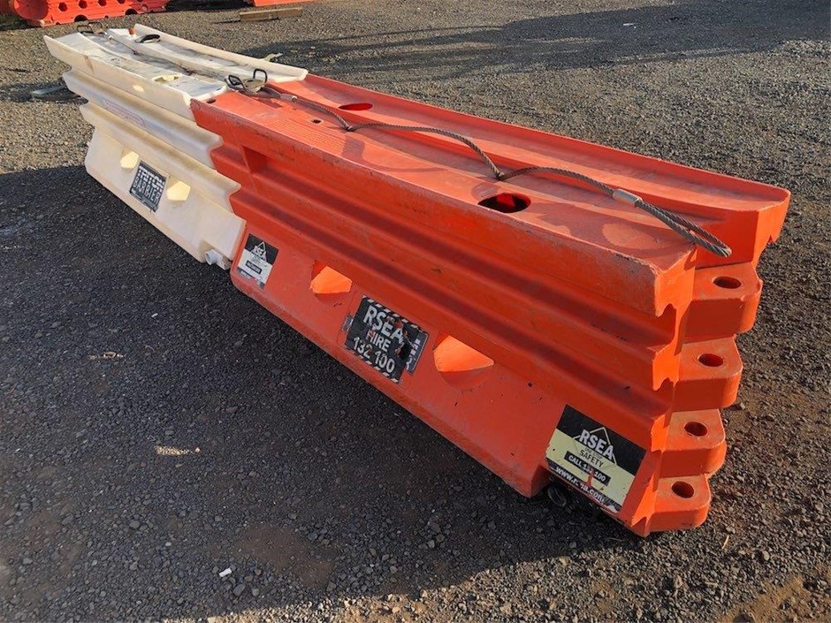 Blue Pyrenees Vintage Brut 2004 (1x 750mL), Champagne.