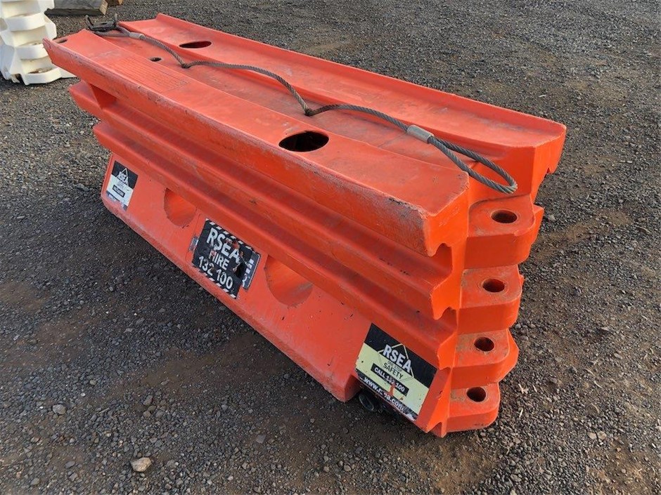 Lindemans Bin 9203 Shiraz 1996 (2x 750mL).Hunter Valley