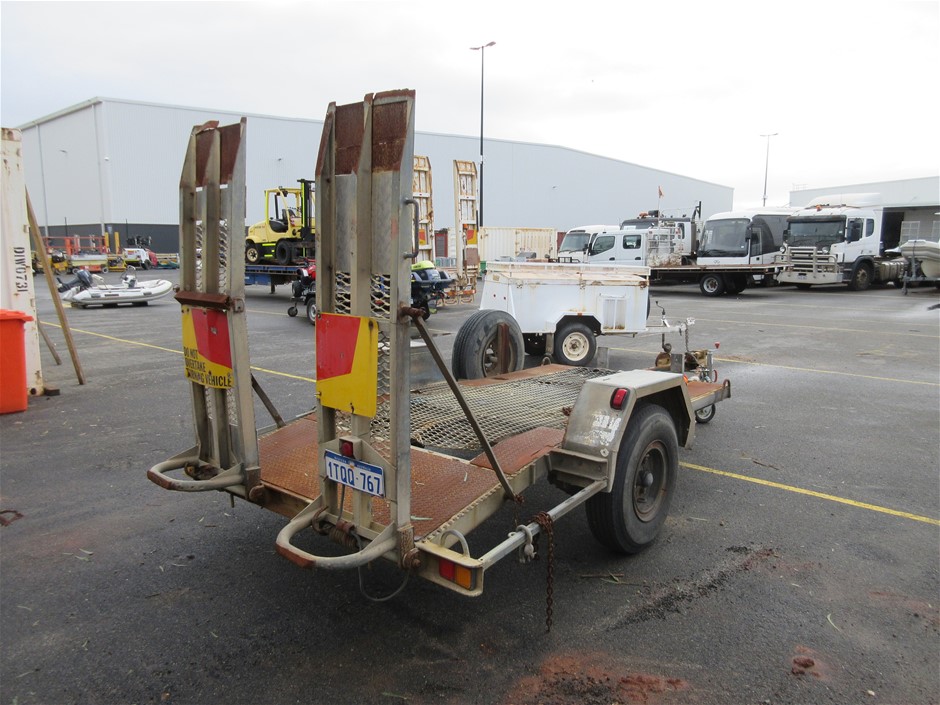 300mm GP/Digging Bucket To Suit 3T Excavator (Unused),