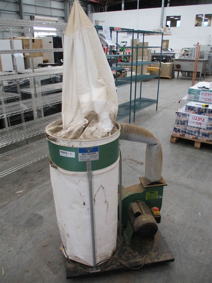 Rhodium Plated Men's Band Ring (4mm) - US Size 13