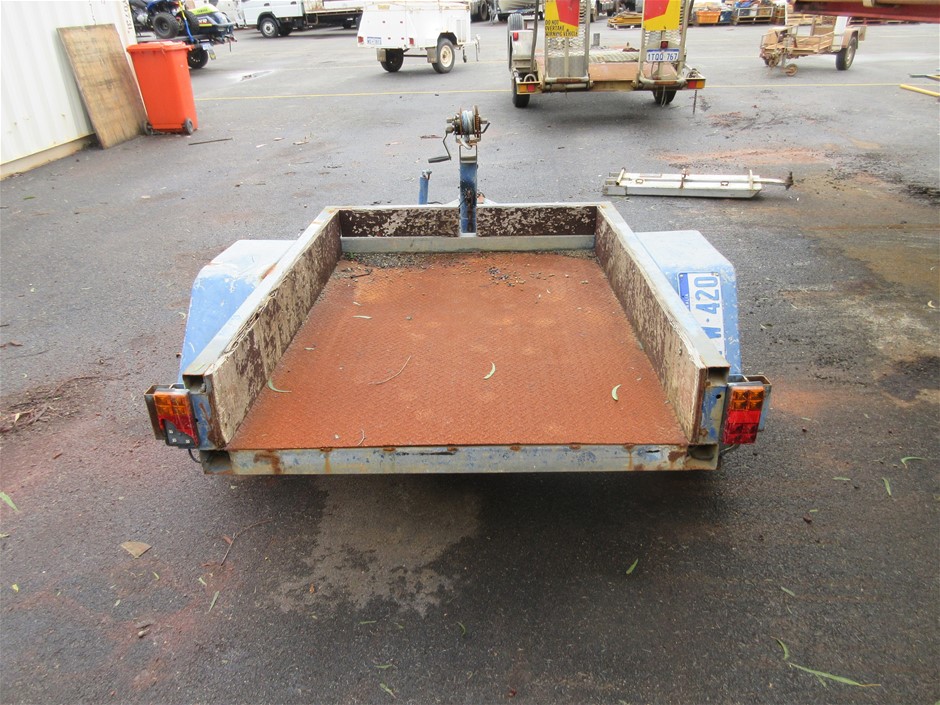 Unisex Black Volcanic Lava Rock Beaded Crystal Initial "K" Bracelet -Yellow