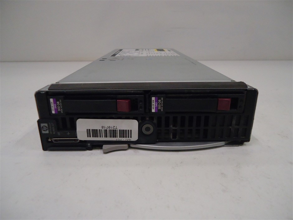 Stainless Steel Initial 'Z' Bracelet with Simulated Diamonds - Yellow