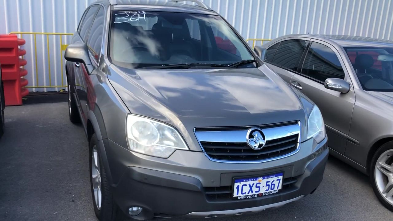 6mm Kunzite & Baroque Pearl Dangling Earrings.