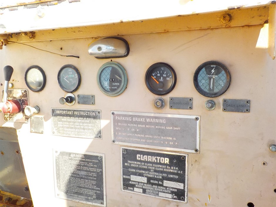 Wolf Blass Red Label Shiraz (6x 750mL), SEA.