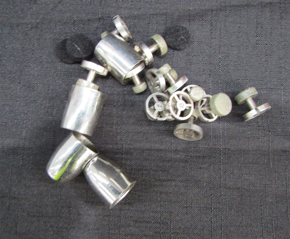 18K Gold-Filled Cuban Chain Bracelet with Simulated Diamonds - 20.3cm