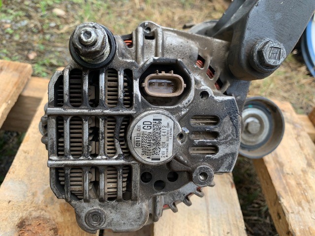 HANGING ROCK WINERY Shiraz 2000 (1x 1.5L), Heathcote. 5* Prov