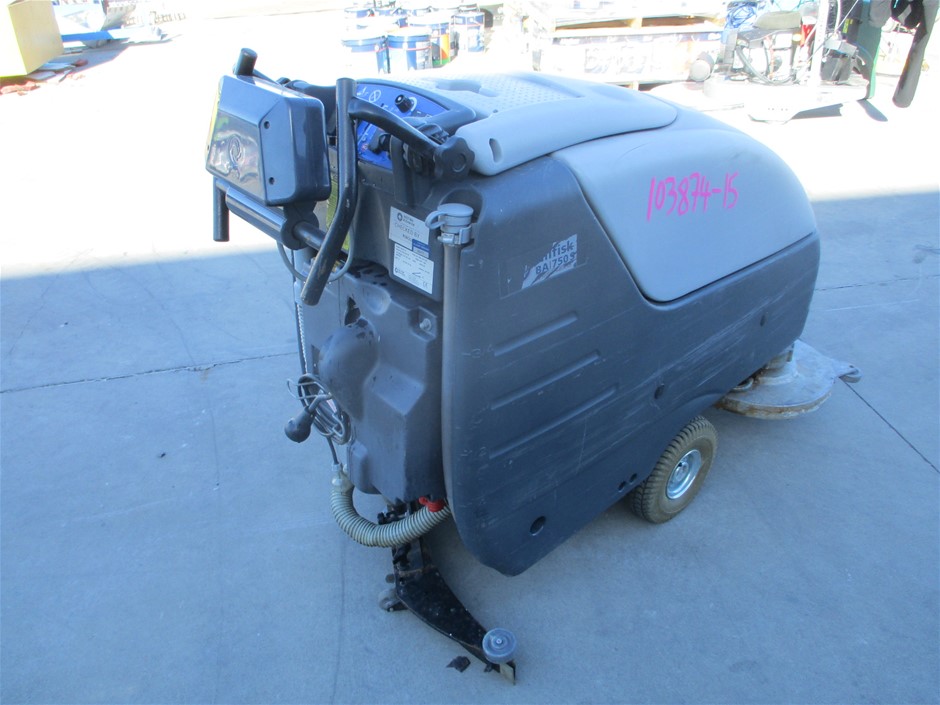 2 Carat round 2 white diamond each CVD Uncertified