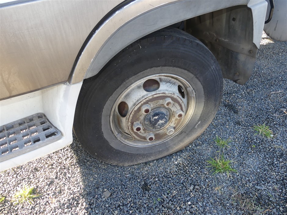 <p>4 Portable Pipe Stands</p>