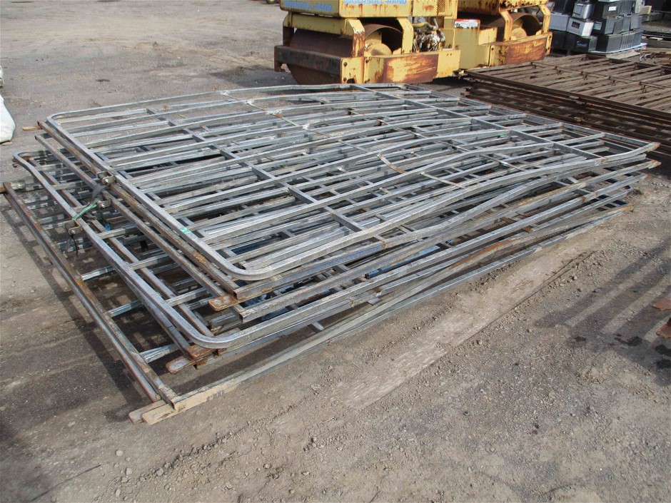 Mixed French Bubbles Pack #7, (12x 750mL), France.