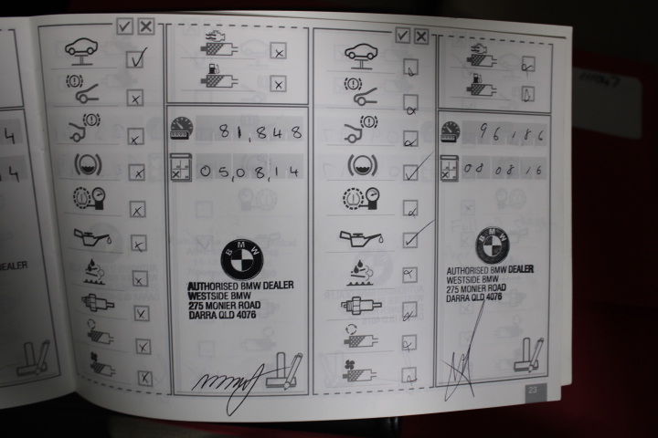 2 x 2XU Men's Long Sleeve Fibretech T-Shirt, Size 2XS, White/Blue.  Buyers