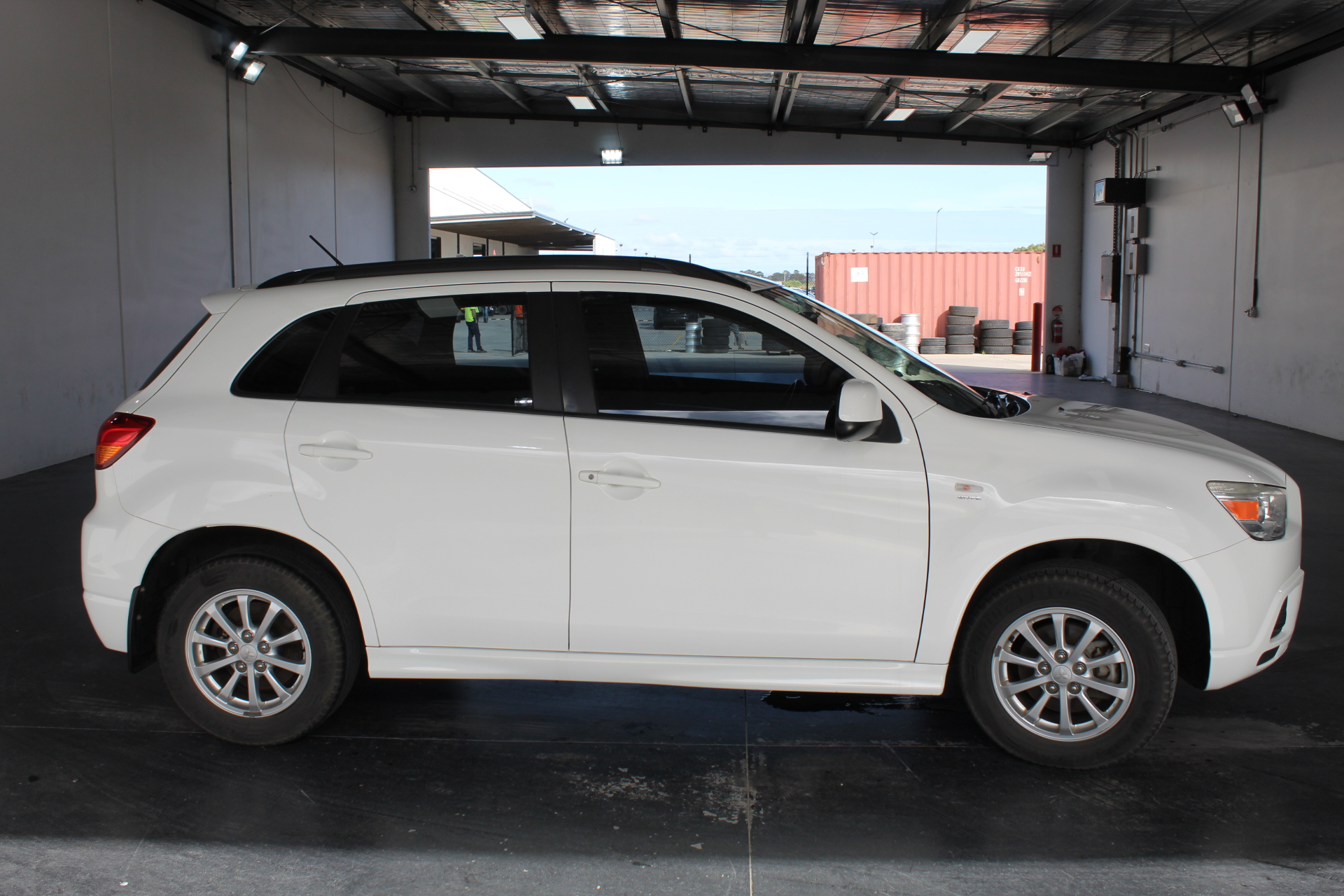 20ft Container Style Swimming Pool (Unused)