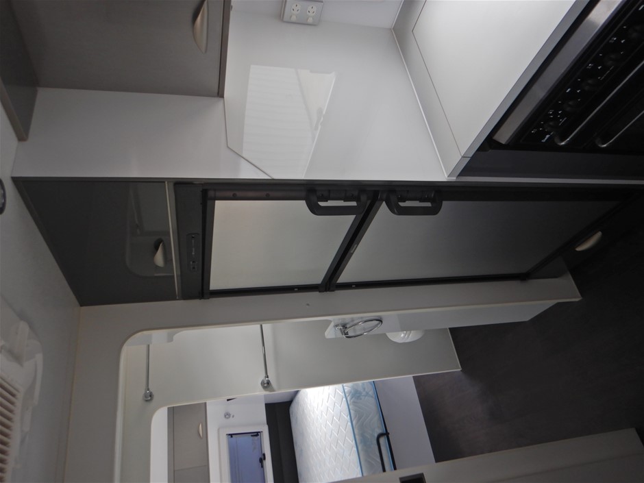 Magic Box Cabernet Sauvignon 2019 (6x 750mL) SEA