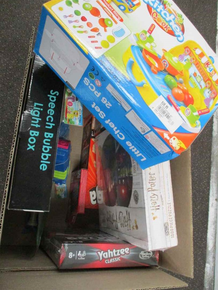 OZTRAIL Easy Fold Stretcher Bed, Jumbo Single.