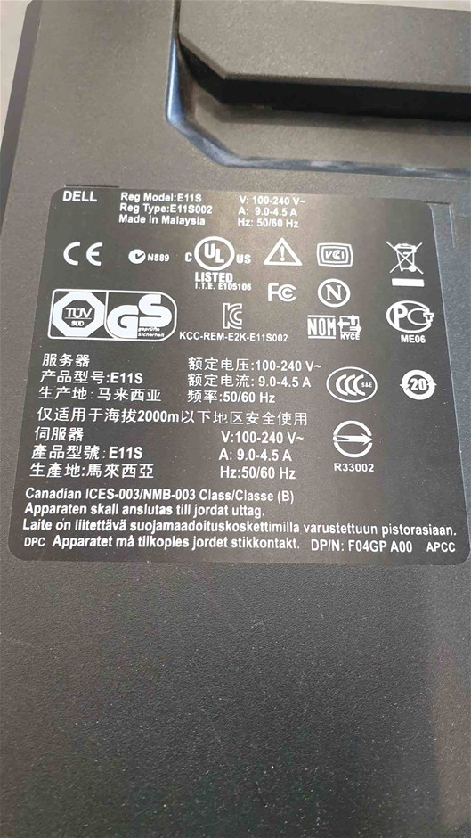 DYSON V8 Handstick Vacuum With Accessories, Grey Silver/Nickel, Model 39443