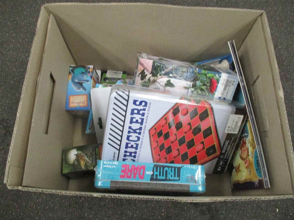 TRUE INNOVATIONS Mesh Task Chair, Black. NB: Minor use, not in original box