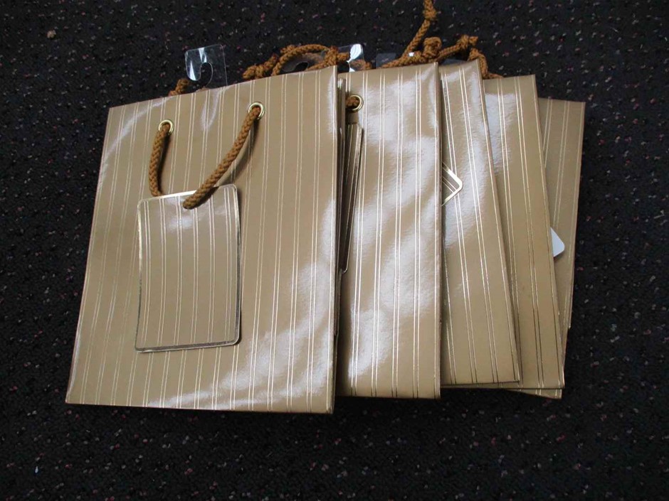 CARRERA Sunglasses, 302/S, Havana. NB: Damaged packaging.