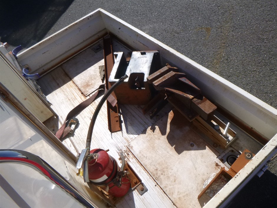 2 x MOSS ST Ceramic Diffuser 350ml, Blackcurrant And Plum. NB: Approx. 20%