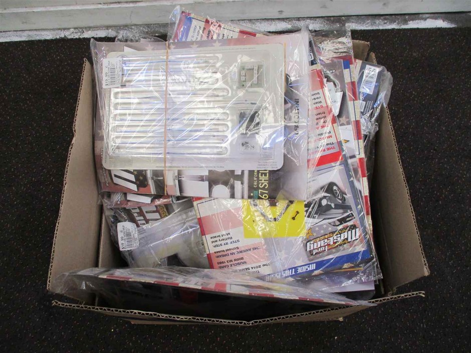 Pack of 20pc ORAL-B Replacement Brush Heads. N.B: Damaged pckaging & 1 x br