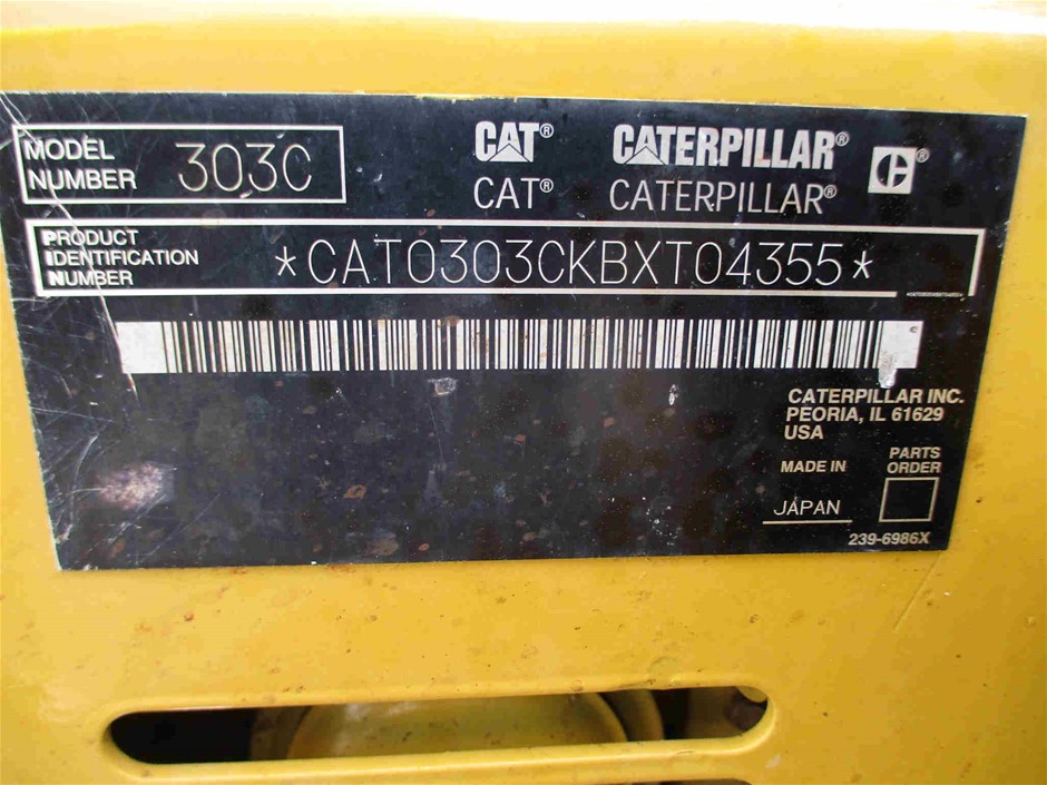 Yellow Gold Natural Emerald & Diamond Ring  with Valuation