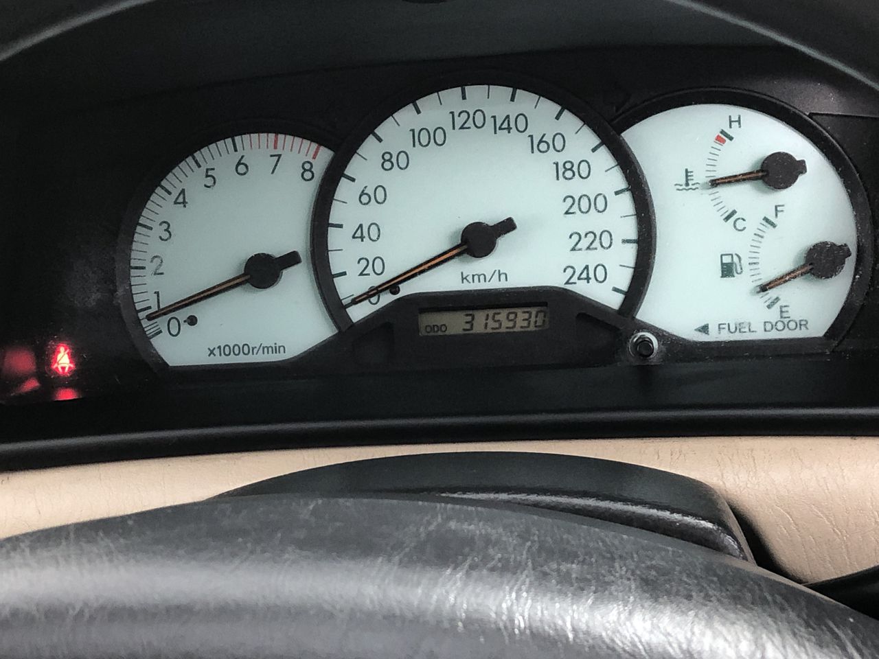 1/100 Ounce -Gold Scottdale & 1/10 Ounce Xag Silver coins x 4 Unc