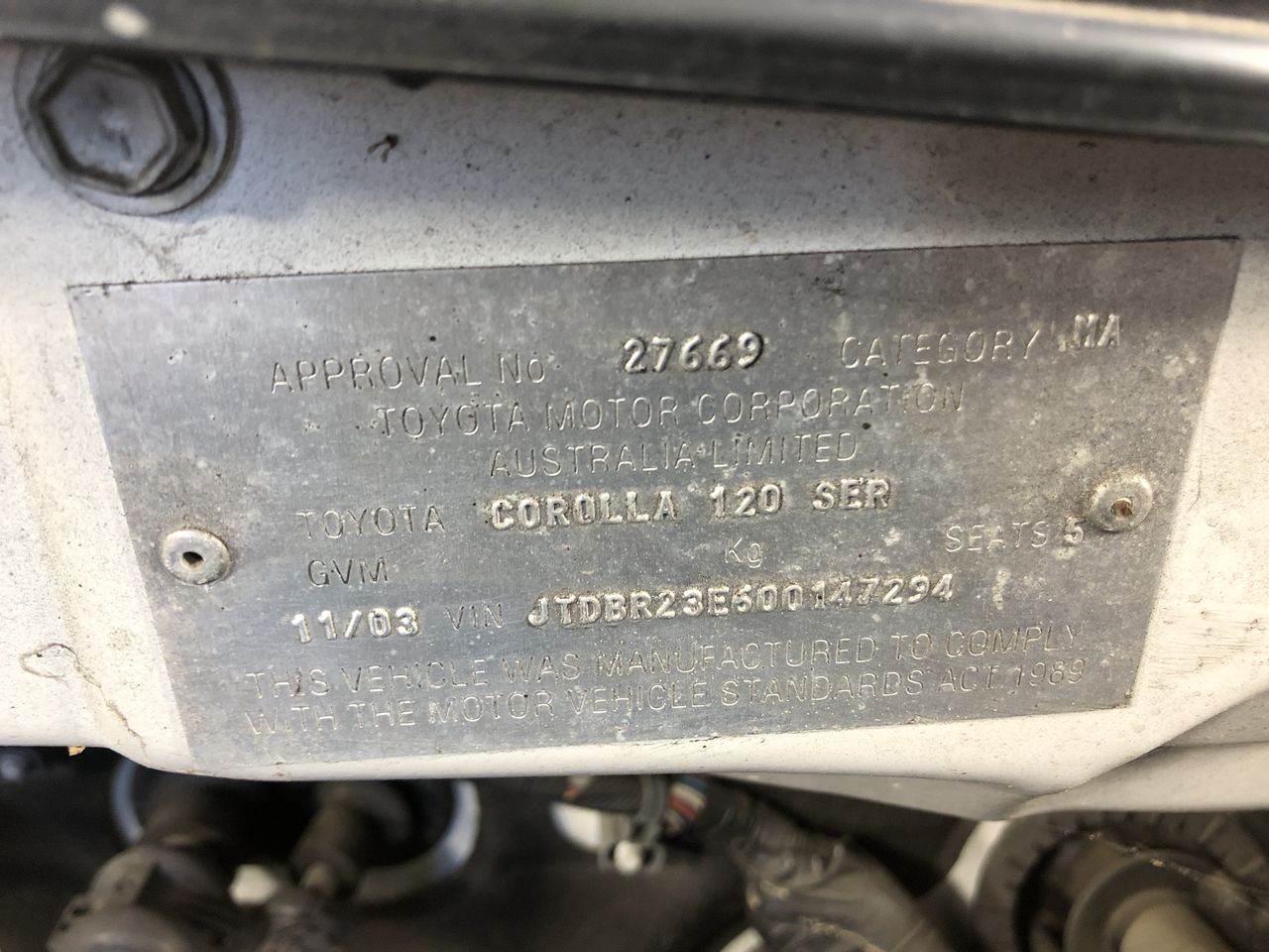 Australia: 2012 Two Dollars QEII Remembrance $2