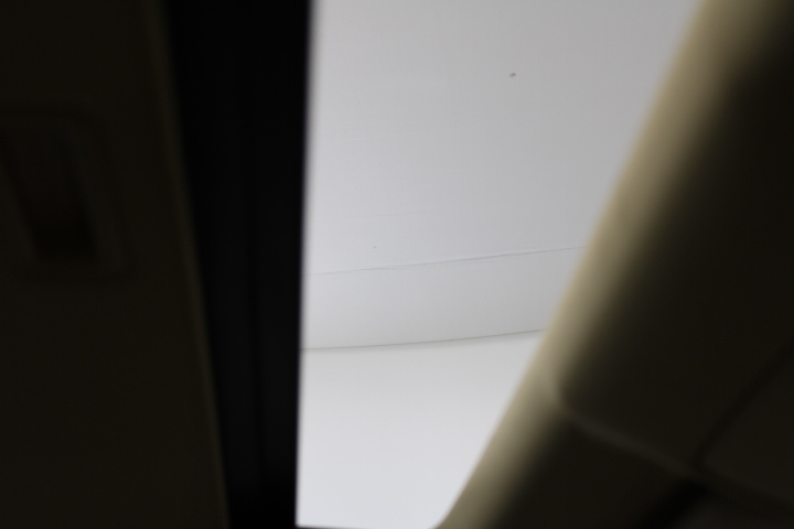 KLEENEX 60pk Toilet Paper, Complete Clean, 180 Sheets. N.B: Damaged packagi