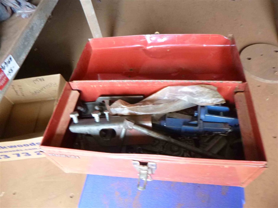 MILENO Trivet Single Tower Bar 450mm Chrome Finish.