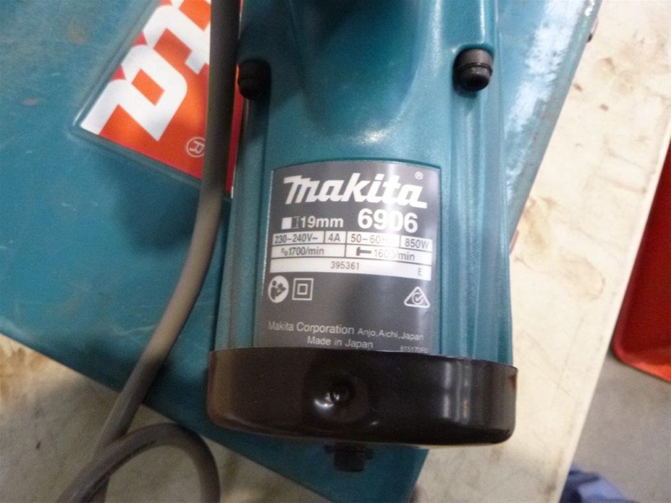 INTELLIGENT DESIGN Raina Total Blackout Metallic Print Grommet Single Curta