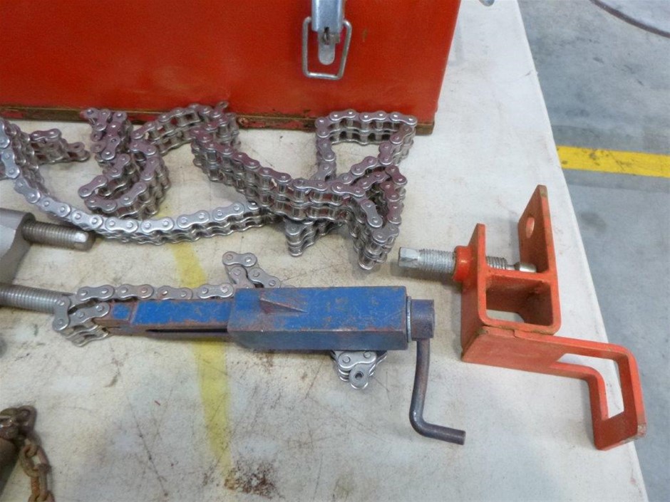 APPLE AirPods Pro 3 Wireless Earbuds. S/N: HTFK09HGQK. NB: Used. <b>Importa