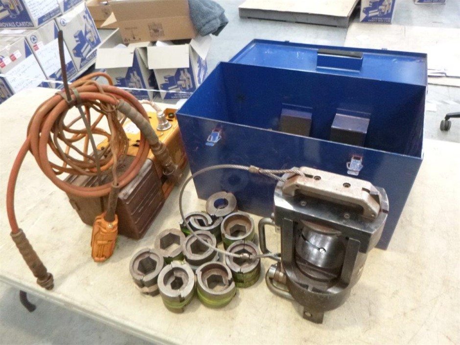 AKG N5 Hybrid, Seamless connectivity with 2.4GHz USB-C dongle and BT, Hi-Re