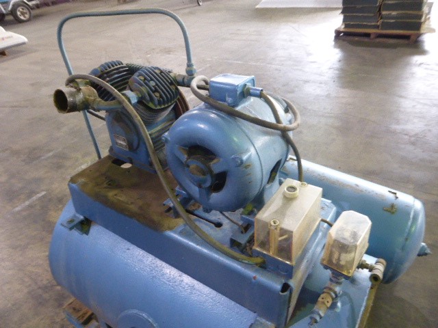 14K/Italy 2.0ct Pink Emerald Cut Yellow Gold Ring(stamped)Warranty -6US