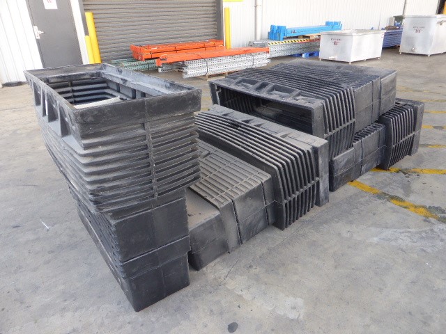 Rare 2016 "Ned Kelly" Helmet Ingot, 999 24k Antique Gold Plated, Outlaw, Gu