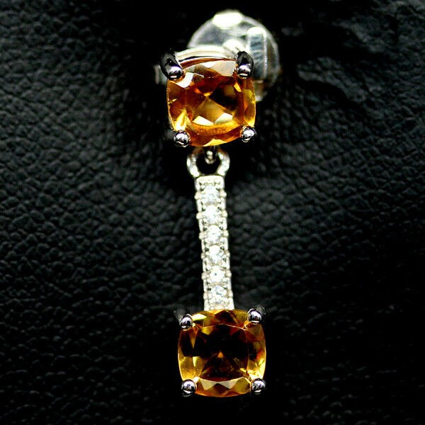 5 Carat round 5 white diamond each CVD Uncertified