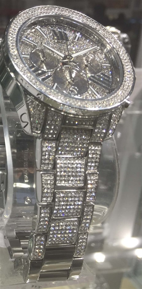 2.65 Carat White/off white diamond various bulk