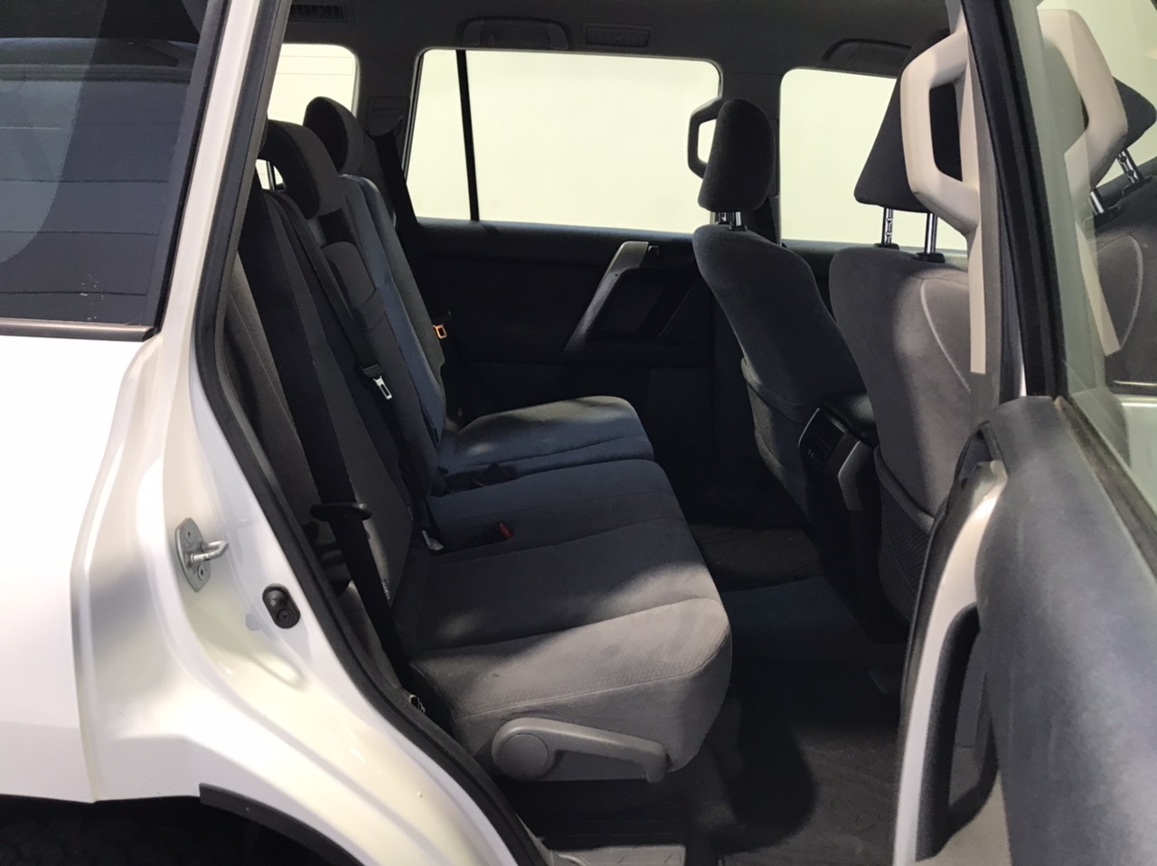 2 x SIGNATURE Women's Lightweight Jogger, Size L, Dark Red.