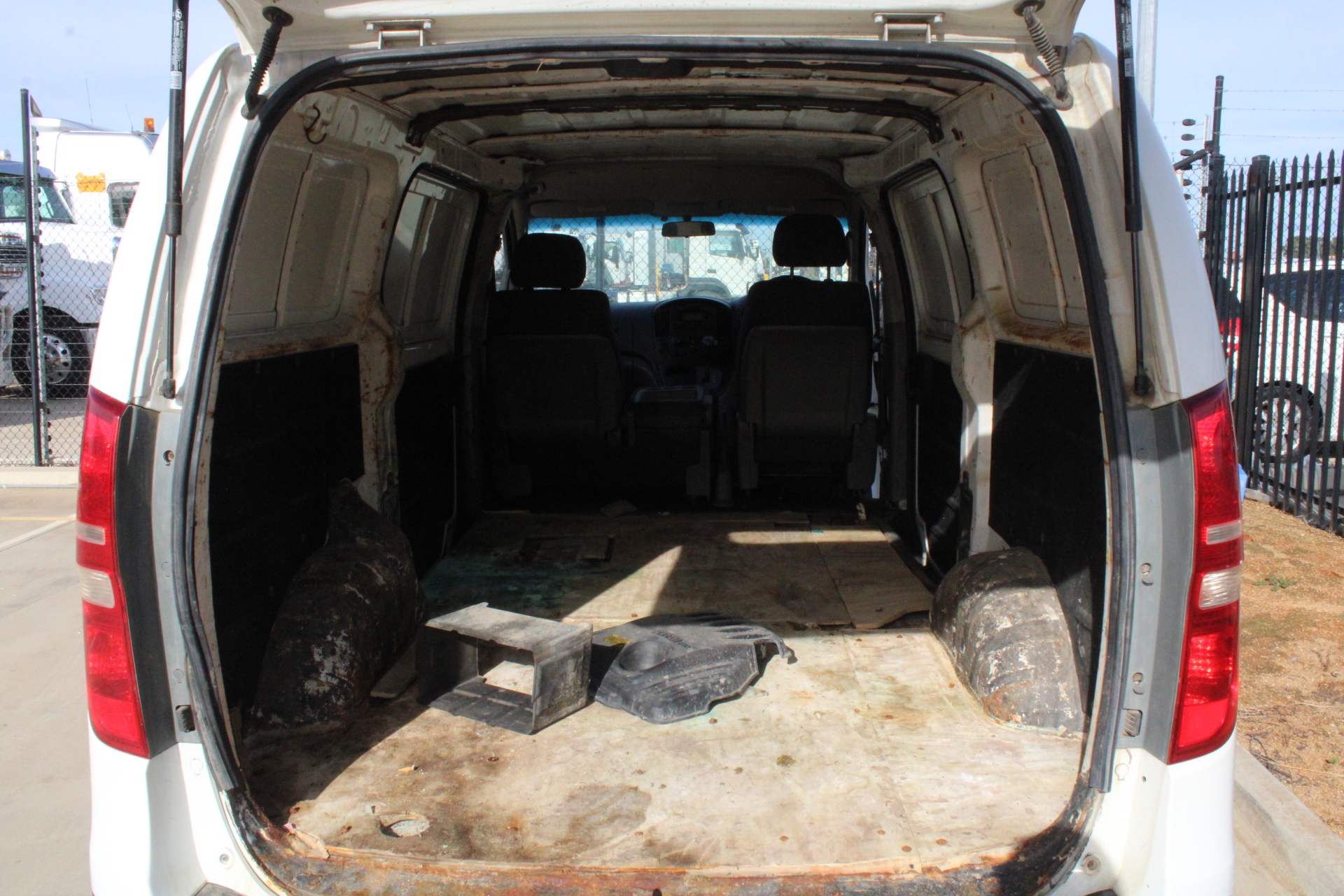 Fox In The House Rose 2023 (12x 750mL) SA