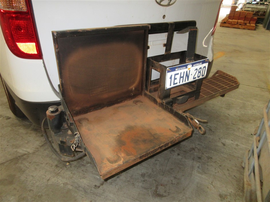 6 x BRATZ Mini x Kylie Jenner - Series 1-2 Mini Bratz in Each Pack - Blind