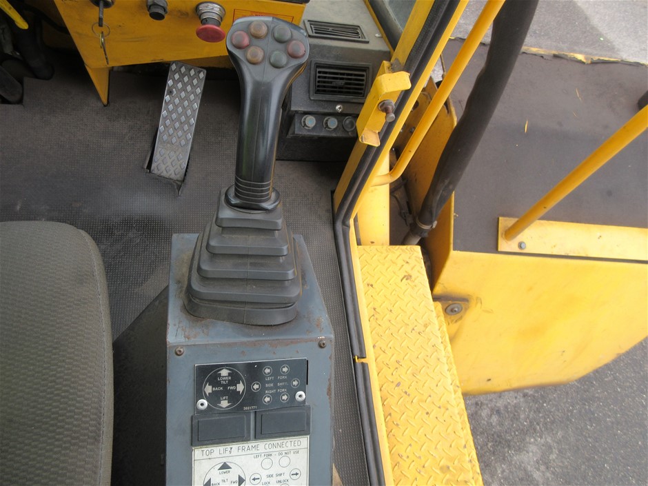 POP VINYL Funko Avengers - Hawkeye Infinity Art Series Figure