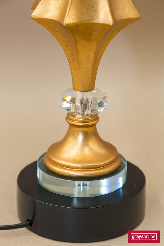 Elegant 18K White Gold plated Simulated Emerald Earrings