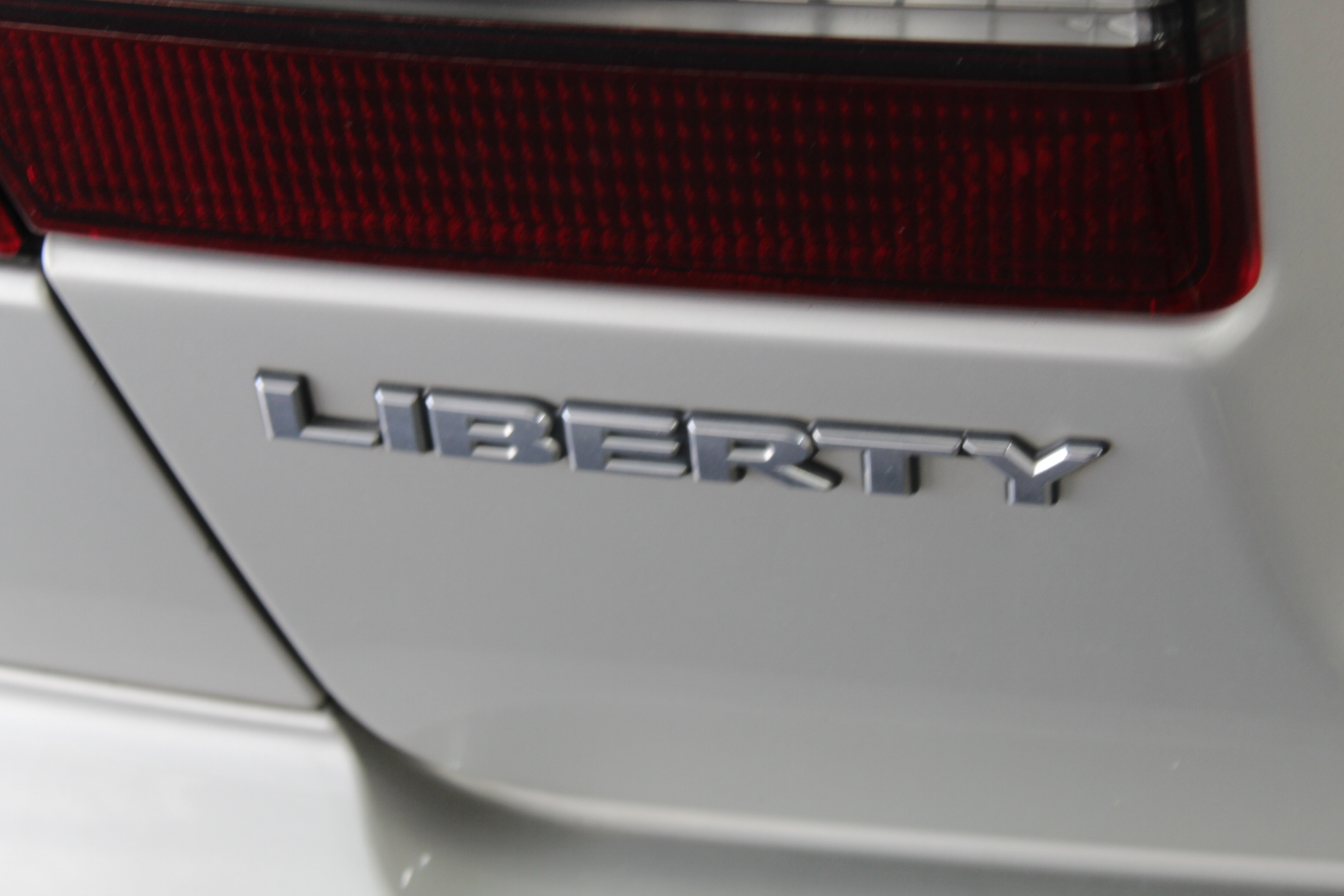 Elegant 18K Yellow Gold plated Simulated Diamond anklet