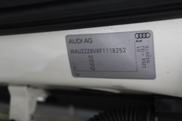 LEVI'S Men's Casual Leather Belt, Pant Size 34, Black (0033), 38019. NB: ma