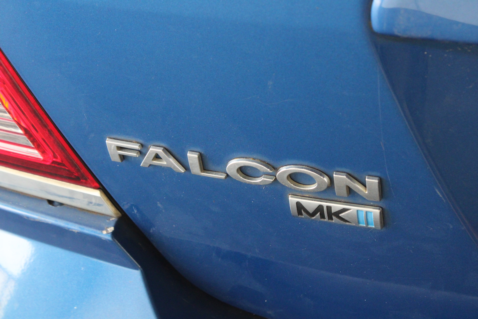 2 x SIGNATURE Women's Pintuck Pant, Size L, Light Grey.  Buyers Note - Disc