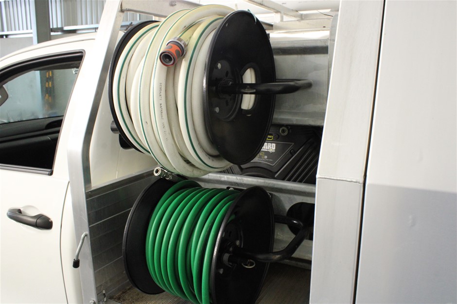 Jacqueline Blanc De Blancs Brut NV (6x 750mL), France.